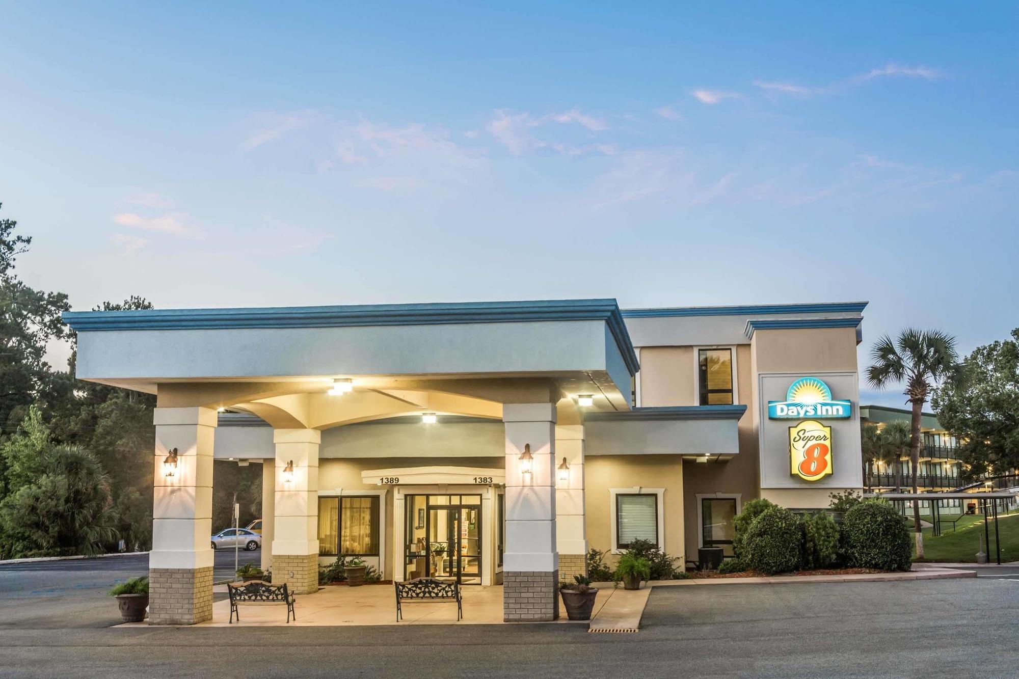 Days Inn By Wyndham Valdosta/Near Valdosta Mall Eksteriør billede